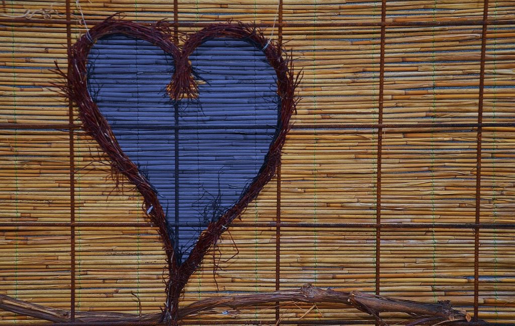 rattan, bamboo, heart, purple, lilac, blue, decorative, natural material, brown heart